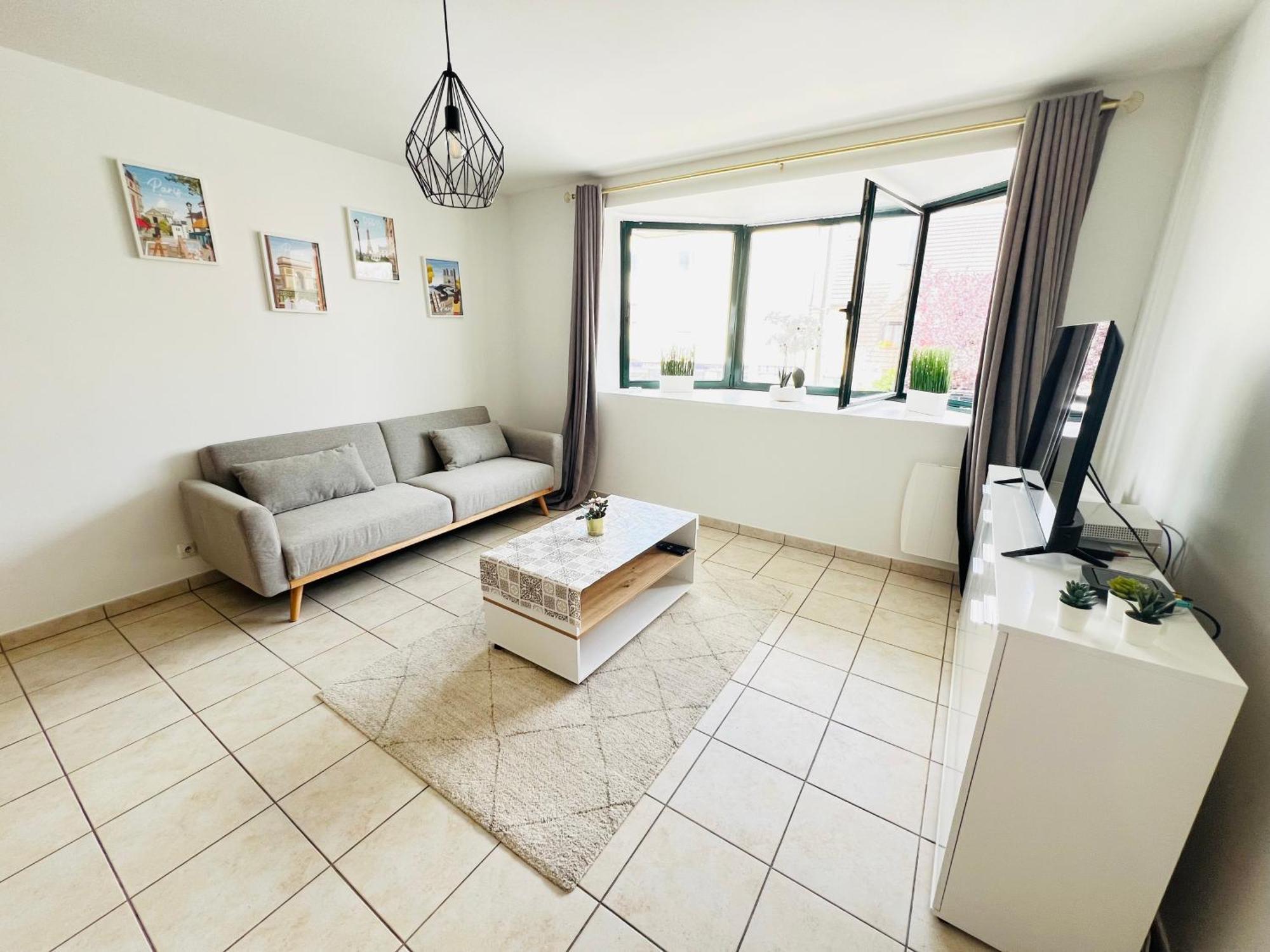 Appartement Coquelicot 25Km Paris Et Disney بونتولت-كومْبو المظهر الخارجي الصورة