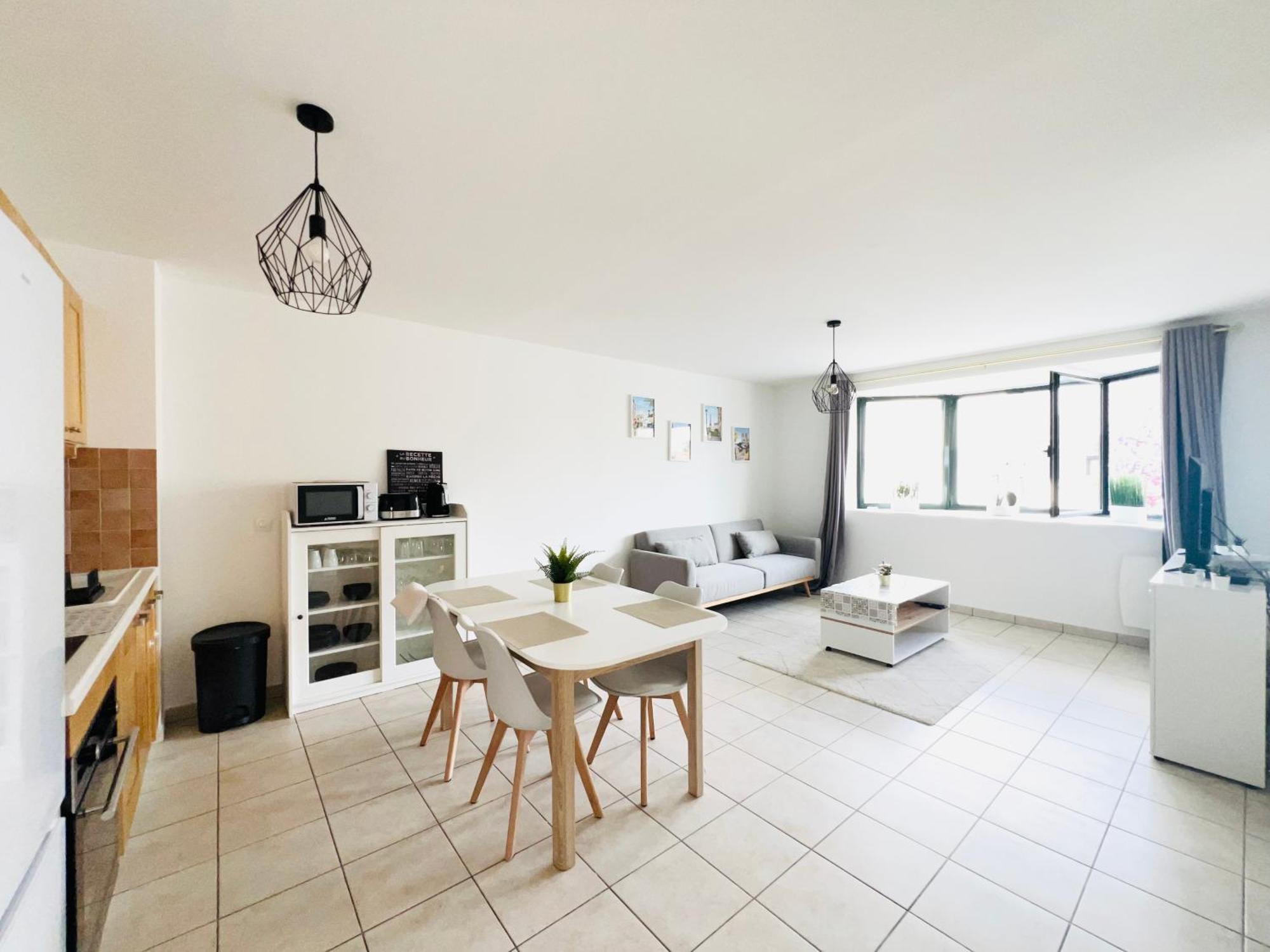 Appartement Coquelicot 25Km Paris Et Disney بونتولت-كومْبو المظهر الخارجي الصورة